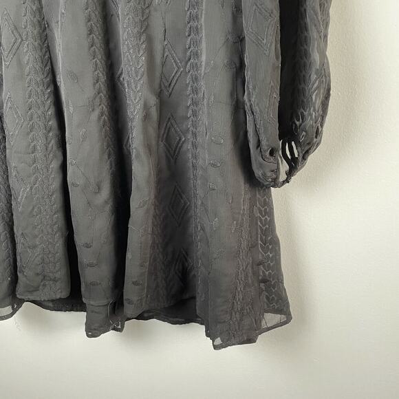 ASTR The Label Embroidered Mini Dress in Black - Size Med - Picture 4 of 7